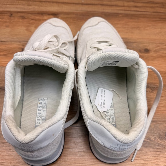 NEW BALANCE 515 V3 women size 10  white Running Athletic Sneakers - Picture 7 of 9